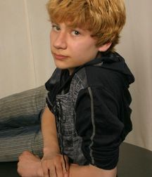 Sexy Blonde Guys 5d3918fcdf341.jpg