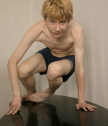 Sexy Blonde Guys 5d391904df24b.jpg