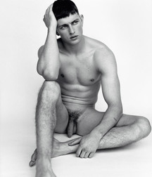 YOUNG ONES 5dd95fea159a4.jpg