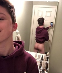 Selfie 4 naked teen porn 5e167d81e0256.jpg