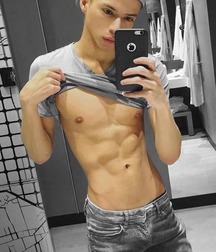 Selfie 4 naked teen porn 5e167dc907d9a.jpg