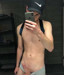 Selfie 4 5e1f22b082f6c.jpg
