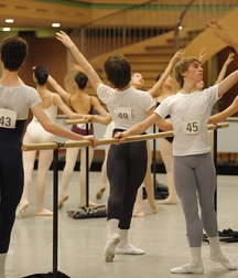 Beautiful Ballet Boys 5e3a042c3a056.jpg
