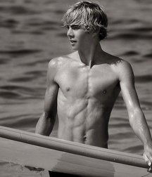 Selfies 7 guys with abs 5e9e424e4642e.jpg