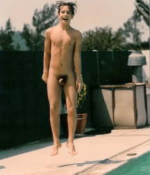 Retro Beach 5ea8b31bde3f5.jpg