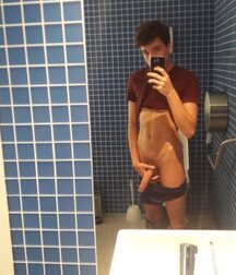 Selfies 11 XL 5ecae10714444.jpg
