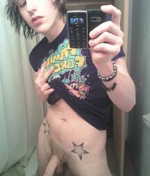 Selfies 11 XL 5ecae13b16df6.jpg