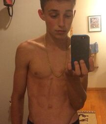 Selfie 12   5ecb078cc1ecb.jpg