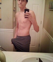 Selfie 12   5ecb07b9aef8f.jpg