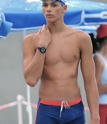 Selfies 17 Speedo heaven 5f0a6bd86d9af.jpg