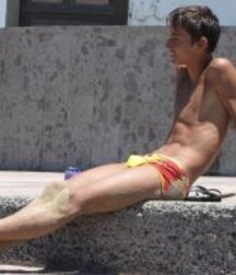 Selfies 18 Super Skinny 2 5f651958103ba.jpg