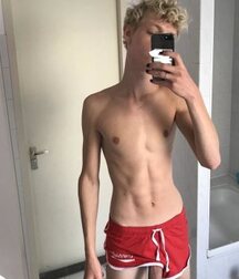 Selfie Gay Tube 20 5f8b8620ba6ba.jpg