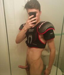 Selfie Gay Tube 20 5f8b863e559f8.jpg