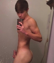 Selfie Gay Tube 20 5f8b869eb2566.jpg
