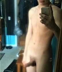Super selfie gay tube pics 22 5fa9ee29ce397.jpg