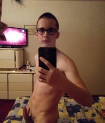 Super selfie gay tube pics 22 5fa9ee3bb395a.jpg