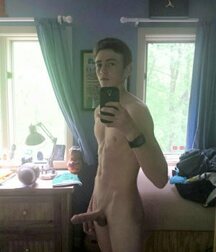 Super selfie gay tube pics 22 5fa9ee40c33c0.jpg