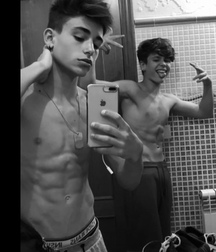 Abs-olutley cute gay tube 5fb5bb6dea5e7.jpeg