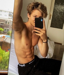 Abs-olutley cute gay tube 5fb5bb76dde4f.jpeg