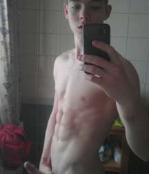 Selfie 24: Super Stash Gay Tube 5fd54287ce81f.jpg