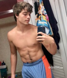Selfies 25 Best Dressed Gay Tube 5fda818cd3f34.jpg