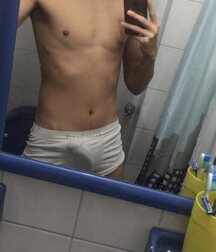 Selfies 25 Best Dressed Gay Tube 5fda81bf3cd7c.jpg