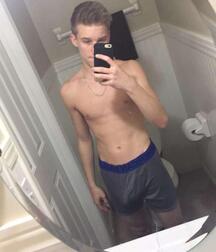 Selfies 25 Best Dressed Gay Tube 5fda81c104c7b.jpg
