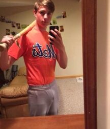 Selfies 25 Best Dressed Gay Tube 5fda81cc2377d.jpg