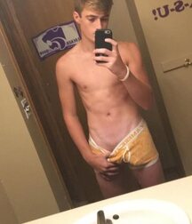 Selfies 25 Best Dressed Gay Tube 5fda81d14583a.jpg