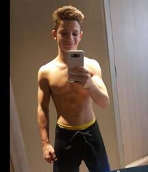 Selfies 25 Best Dressed Gay Tube 5fda82070daf1.jpg