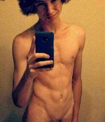 Selfie Posing pics gay tube cute 31  6056705990554.jpg