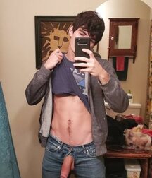 Selfie Posing pics gay tube cute 31  6056706e47551.jpg