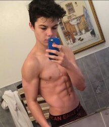 Selfie Posing pics gay tube cute 31  605670de4b03a.jpg