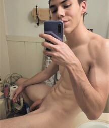 Selfies 34 Cock-a-doodle do gay tube 60adc108376d8.jpg