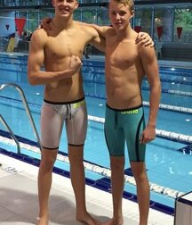 Selfie 22 Hot Hot Dudes Gay Porn 618480de45586.jpg