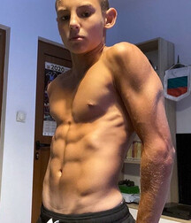 Selfie 22 Hot Hot Dudes Gay Porn 618480ec39beb.jpg