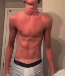 Selfie Gay Porn Studs Showing Cocks Snap 61dcef6404769.jpg