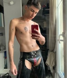 Selfie Gay Porn Studs Showing Cocks Snap 61dcefd30f9ed.jpg