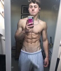 Selfies Twink Gay Porn Hard Candy 62982cbe234b2.jpg