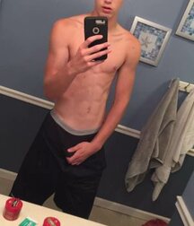 Wow Porn Boys Selfie Boners & more 62c777a44fd69.jpg