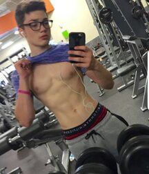 Wow Porn Boys Selfie Boners & more 62c777a5dd641.jpg