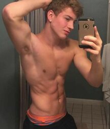 Wow Porn Boys Selfie Boners & more 62c777c1c6dc9.jpg