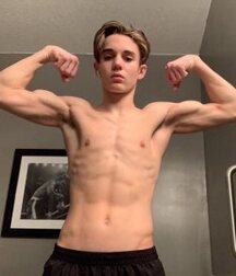 Wow Porn Boys Selfie Boners & more 62c777c53876e.jpg