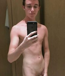 Wow Porn Boys Selfie Boners & more 62c778142a94f.jpg