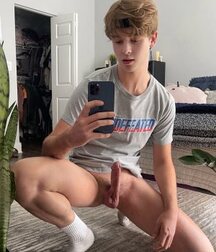 Wow Porn Boys Selfie Boners & more 62c7782291236.jpg