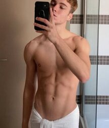 Wow Porn Boys Selfie Boners & more 62c7782466a07.jpg