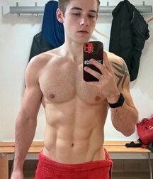 Wow Porn Boys Selfie Boners & more 62c7782ad20ed.jpg