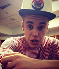 Justin Bieber Head-shots 525bb9fa928ff.jpg
