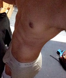 Me 57fd44d795ae3.jpg