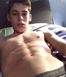 Shirtless 01 5b17e44f9c022.jpg